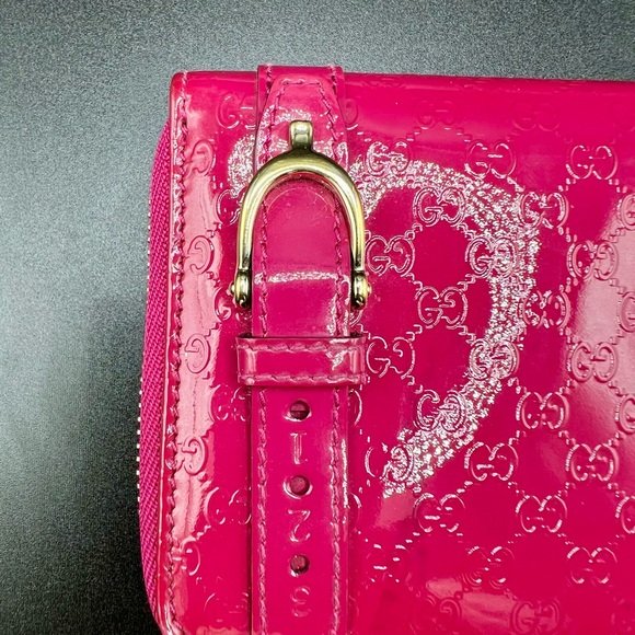 GUCCI Guccissima Patent Leather Round Zipper Long Wallet With Gold Hardware - Picture 4 of 11